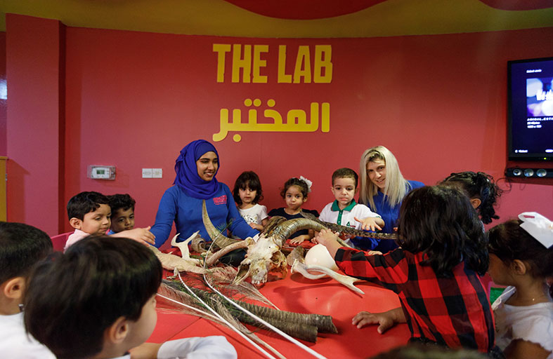 إطلاق مدرسة حديقة الحيوان للأطفال في أبوظبي